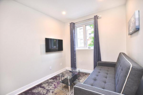 Beautiful 2BDR in Heart of Plateau Mont-Royal A